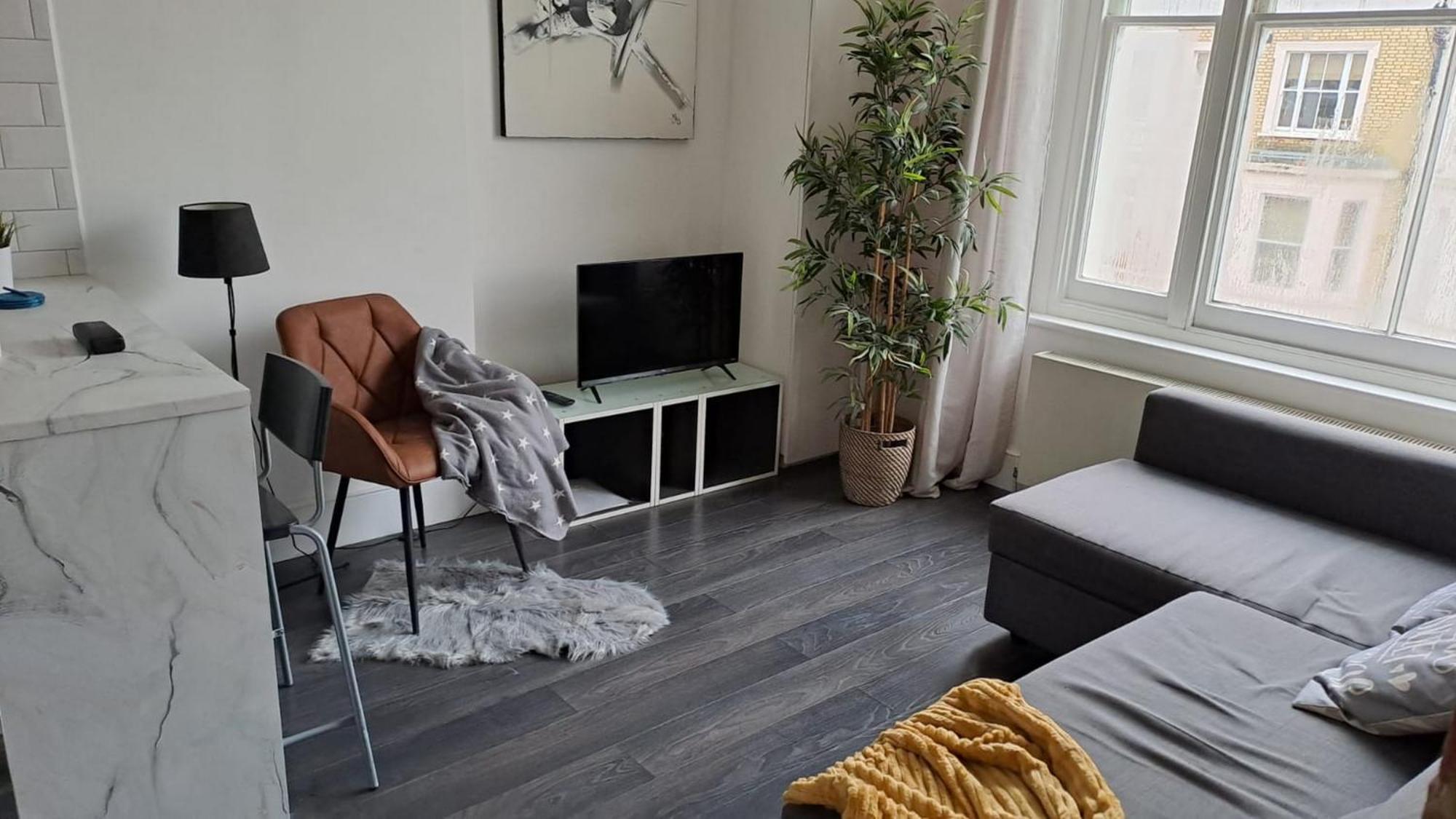 Апартаменты Fantastic 1Bd Flat In The Centre Лондон Экстерьер фото